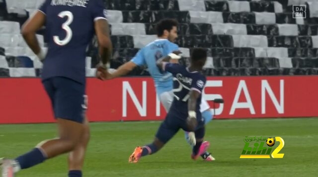 طرد جانا جايي من مباراة مانشستر سيتي أمام باريس سان جيرمان