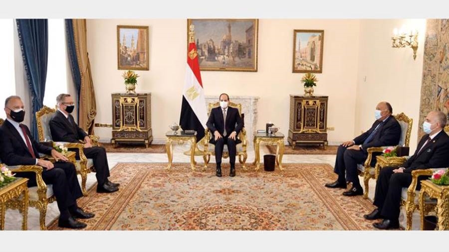 السيسي: مصر لن تقبل بالإضرار بمصالحها المائية