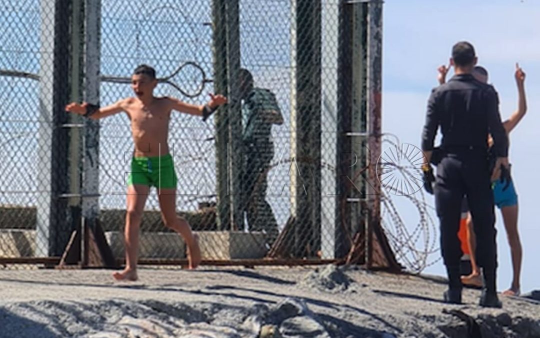 “الاستقلال”: “النزوح الجماعي” نحو سبتة وضعية مأساوية تجسد الأزمة الاجتماعية بمدن الشمال