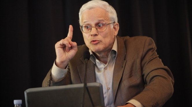 أقصبي: تقرير لجنة النموذج التنموي مليء بالمحرمات وبقي في حدود الخطوط الحمراء