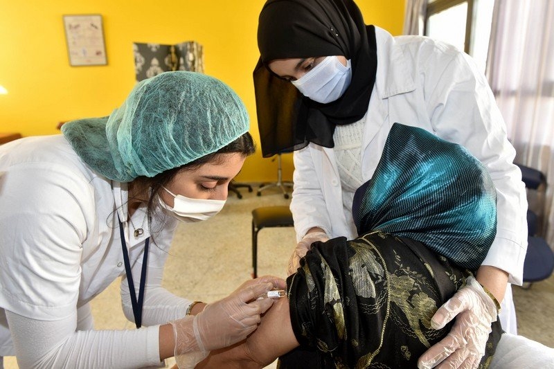 منظمة الصحة تحذر: الوباء لن ينتهي قبل تطعيم 70% من سكان العالم