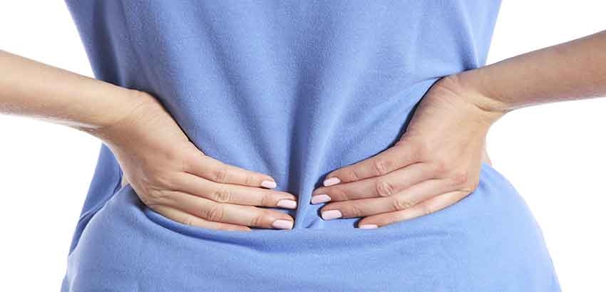 آلام الظهر تظهر ارتباطا بزيادة خطر الوفاة لدى النساء!