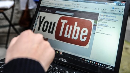 اعتراف أصحاب قنوات التفاهة بـ”استحمار” للمغاربة يثير موجة غضب عارمة وسط دعوات لتقنين المحتوى