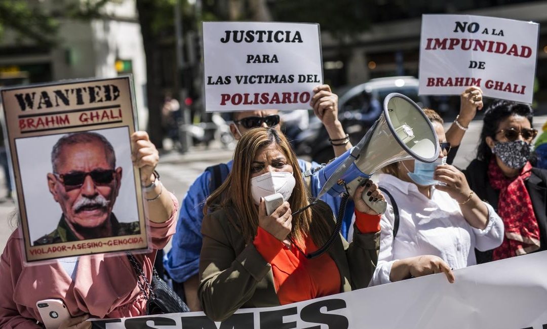 الاحتجاجات متواصلة بإسبانيا للتنديد بموقف الحكومة الإسبانية