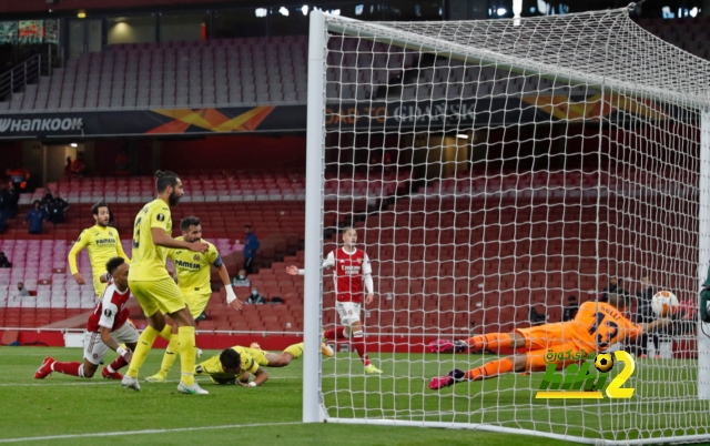 القائم يحرم أوباميانج من تغيير الواقع المأساوي، وفياريال رفقة اليونايتد في النهائي!