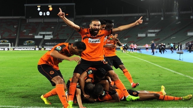 الكاف يحدد موعد وملعب نهائي كأس السوبر الإفريقي