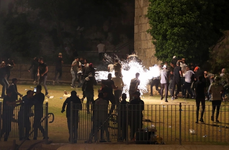 المغرب يتابع بـ”قلق بالغ” الأحداث في القدس والمسجد الأقصى