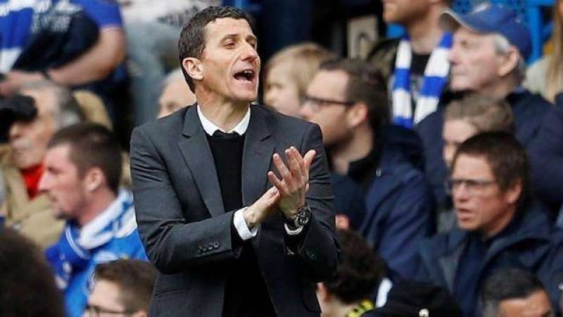 بعد الهزيمة أمس أمام برشلونة.. فالنسيا يقيل مدربه غراسيا