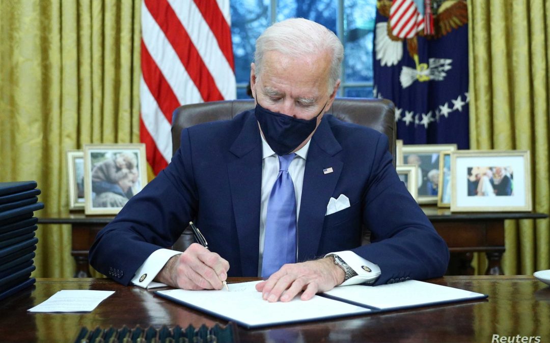 بعد تعرضه لانتقادات شديدة.. بايدن يرفع عدد اللاجئين المسموح لهم بدخول الولايات المتحدة