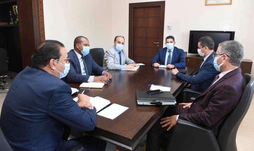 تنسيق نقابي بقطاع التعليم يتوصل مع أمزازي إلى تسوية بعض الملفات واتفاق مشترك على إرجاء النظر في إدماج