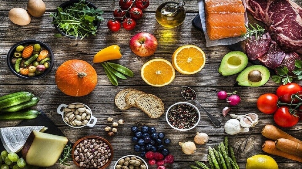 خبيرة تغذية تكشف الطريقة الصحيحة في اختيار الحمية الغذائية ومدة اتباعها
