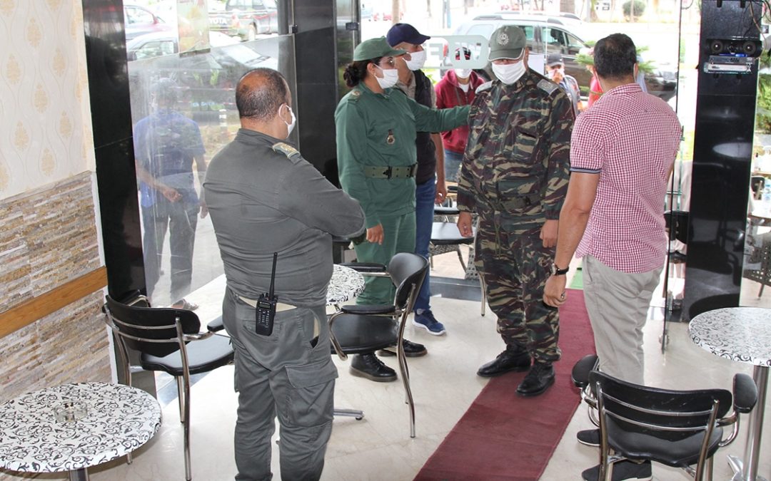 دعوات للحكومة بتقديم الدعم للفئات المتضررة من قرار الإغلاق الليلي