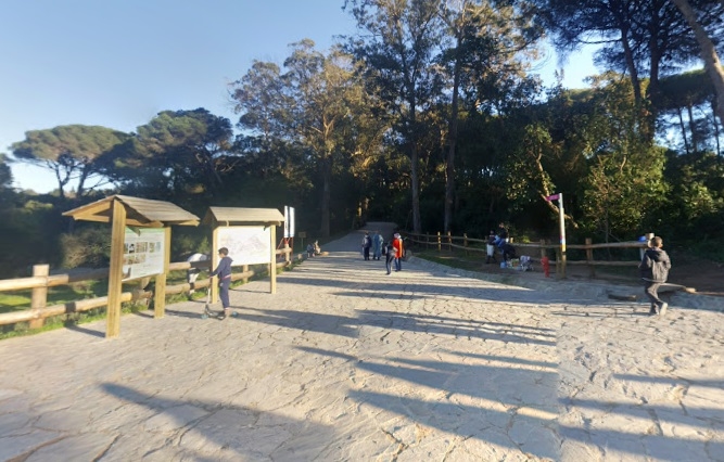 سخرية وغضب من إقدام جماعة طنجة على تزويد المدينة بمراحيض عمومية بـ 20 مليون للواحدة