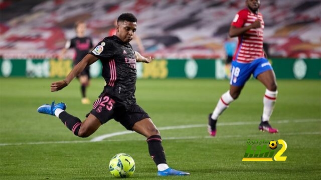 صحفي كتالوني يشيد بمستوى نجم ريال مدريد أمام غرناطة