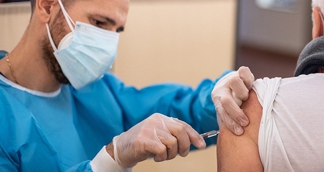 كورونا بالمغرب.. 313 إصابة جديدة وإعطاء أزيد من 5 ملايين و 55 ألف جرعة أولى من اللقاح