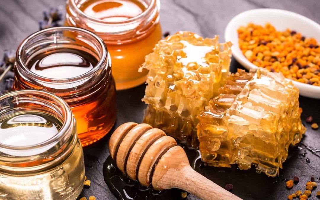 ماذا يحصل في الجسم عند تناول ملعقة عسل يوميا؟