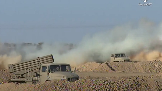 مناورات عسكرية جزائرية بالذخيرة الحية على الحدود مع المغرب 