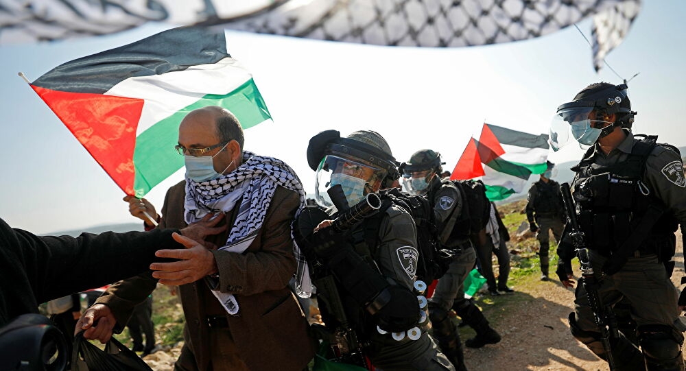 نقيب المحامين العرب يدعو جميع النقابات إلى الاحتجاج يوم غد الإثنين ضد الاعتداءات الهمجية الإسرائيلية