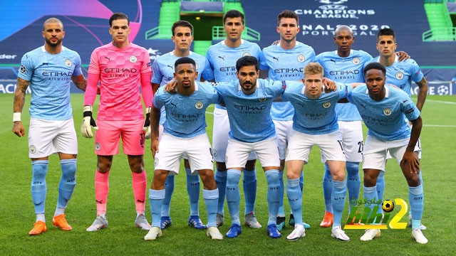 ألفاريز: برشلونة مهتم بخدمات نجم مانشستر سيتي