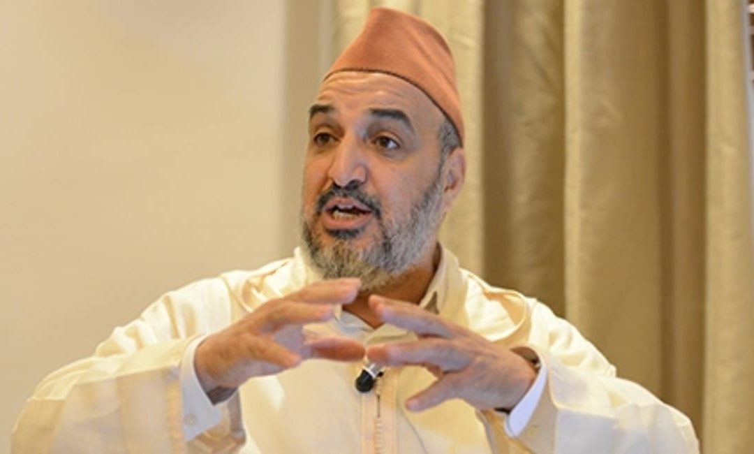 إلغاء بث الآذان في التلفزيون يشعل البرلمان