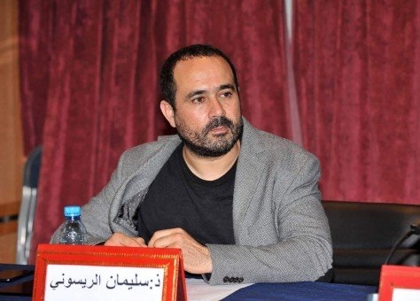 الريسوني يفقد 30 كيلوغراما من وزنه بسبب إضرابه عن الطعام ودفاعه يطالب بخبرة مضادة لتقرير طبي يقول إنه بـ