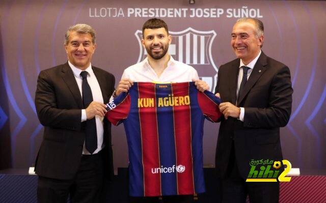 بوادر علاقة قوية بين لابورتا وأجويرو!