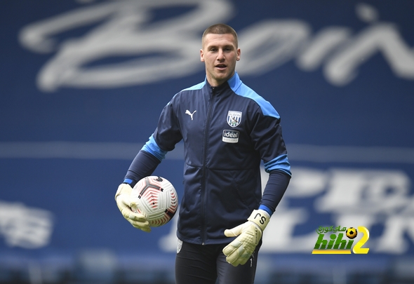 حارس بروميتش المطلوب من اليونايتد يحدد وجهته المُقبلة!