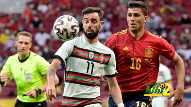 دي لوكاس يدافع عن لاعبي إسبانيا ضد انتقادات التلقيح