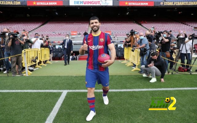 سبورت تكشف قيمة الشرط الجزائي في عقد أجويرو مع برشلونة!