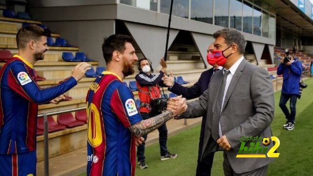 ماركا تثير الشكوك حول تجديد عقد ميسي مع برشلونة