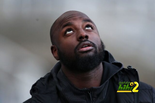 مدافع الطواحين الهولندية يرغب في العودة للبريميرليج!